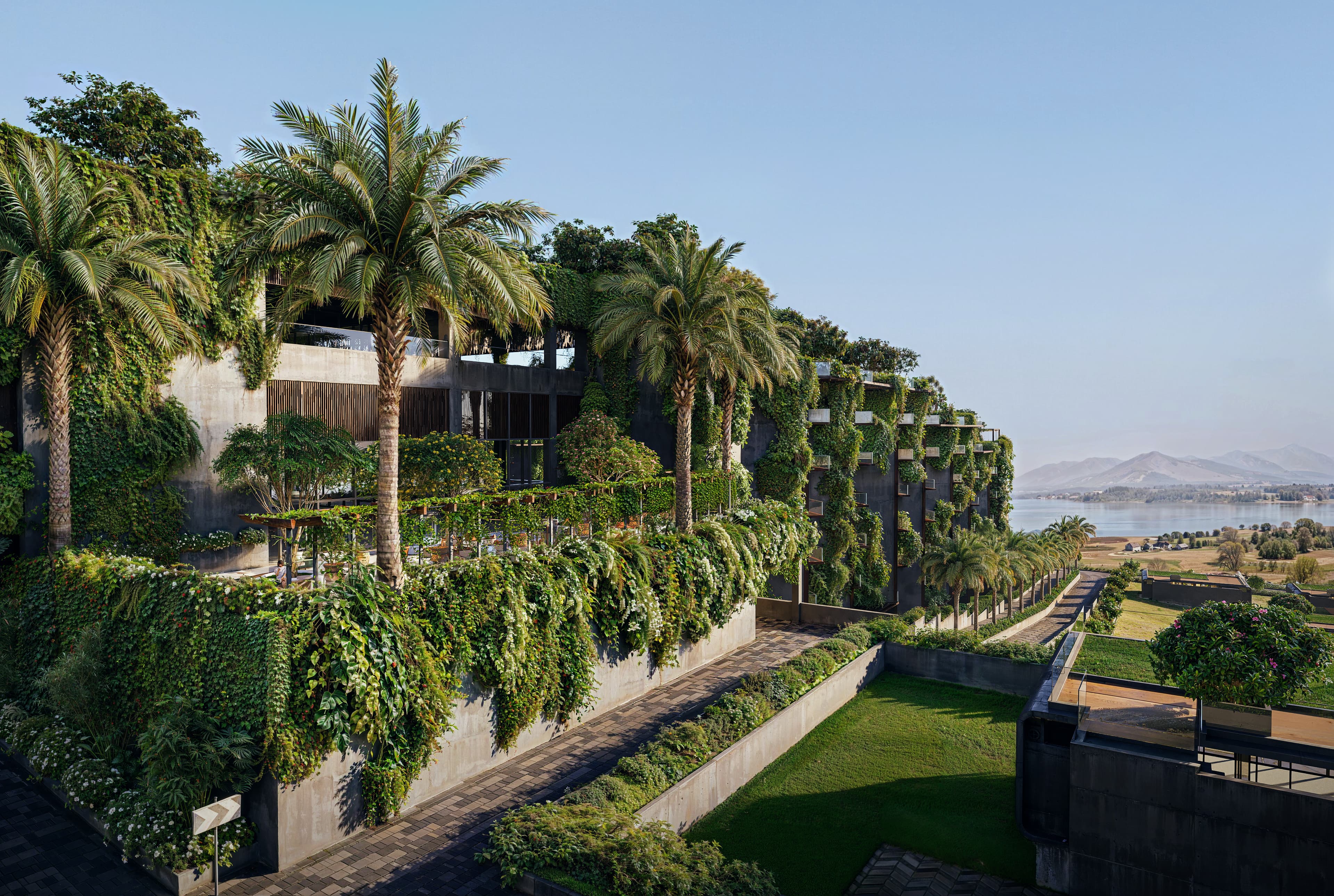 Right Terrace